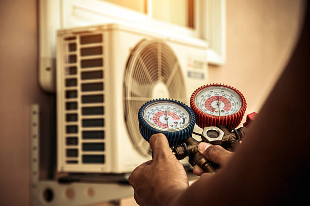 Professional Hvac technician working in Mizpah, NJ
